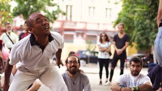 Capoeira Angola: Ngolo ia Muanda Chile