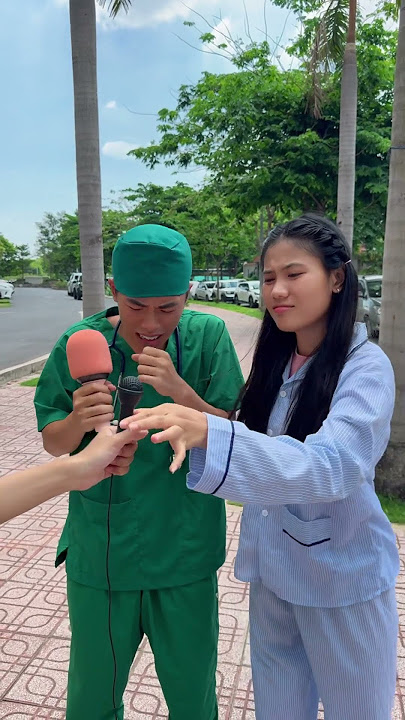 LNS - Bác sĩ hay bệnh nhân hát micro hay hơn || Microphone song cover battle #shorts