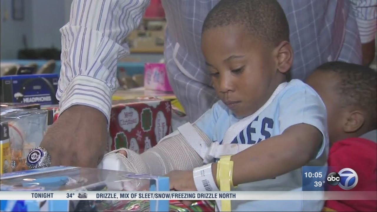 Boy, 5, who accidentally shot himself released from hospital - YouTube