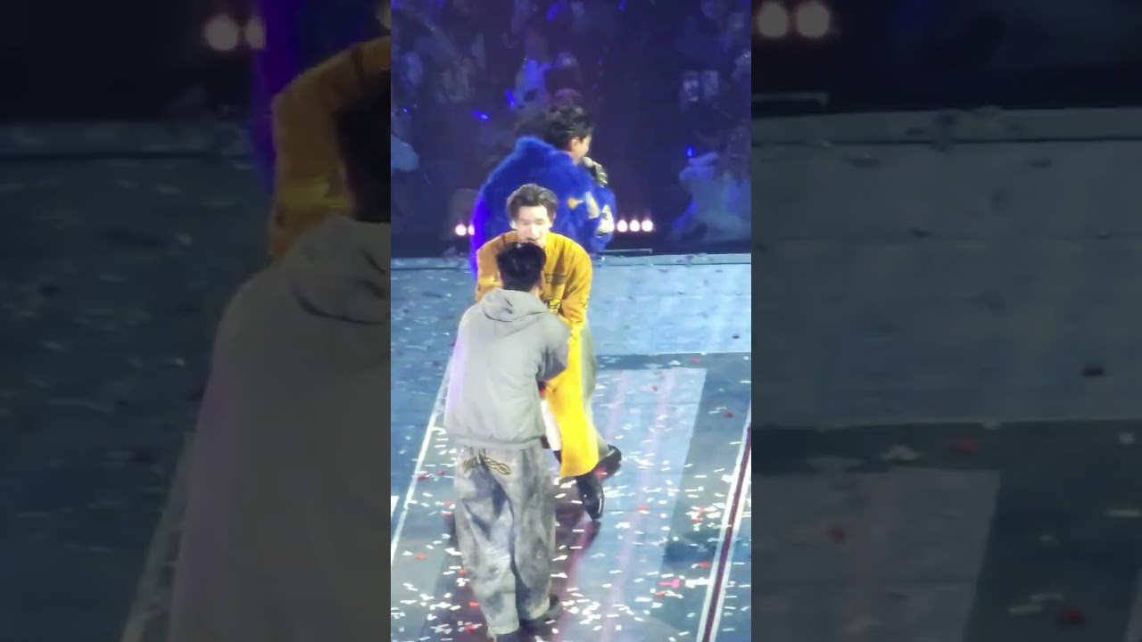 อย่างน้อย - HONG POND ASHI AUNGPAO CHELSEA SANGT @ RISER CONERT DAY 3