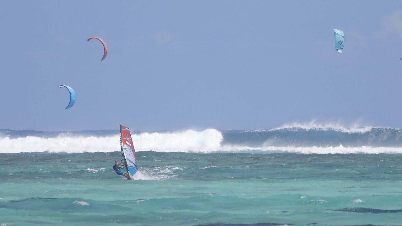 Waves and Windsurfing in Le Morne, Mauritius in 4K