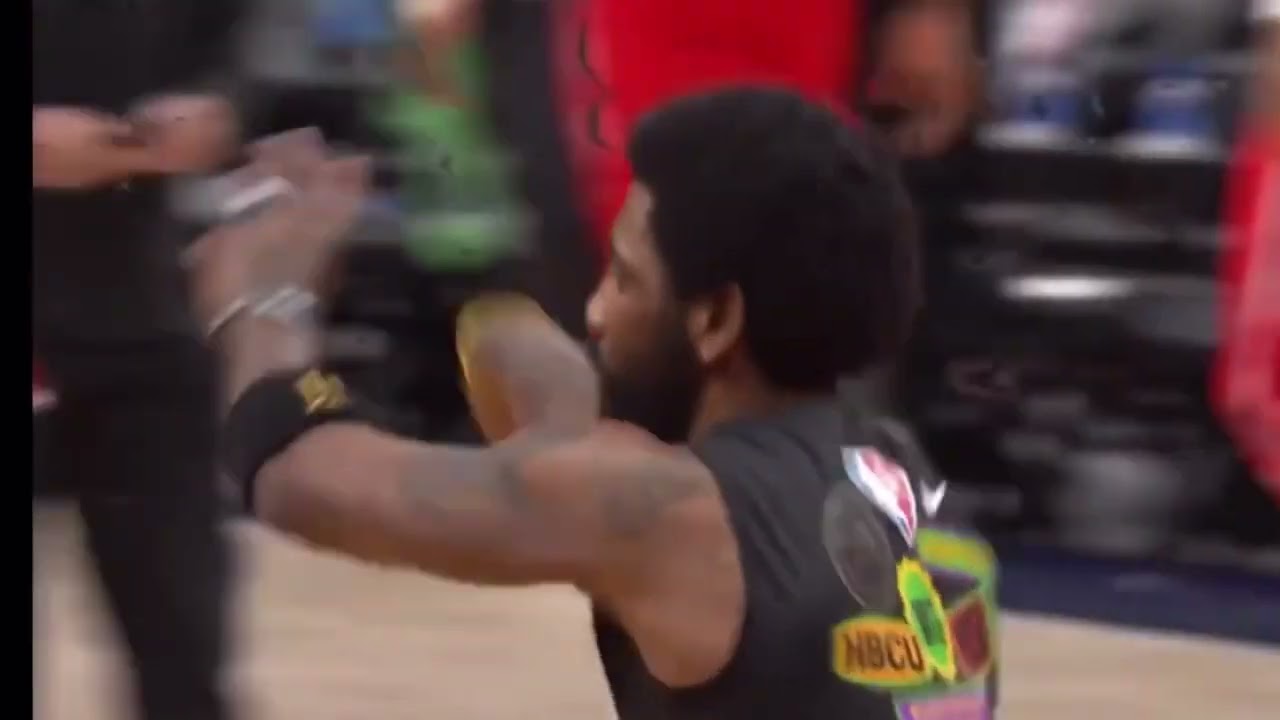 “There goes half man half a season” - Charles Barkley 2022