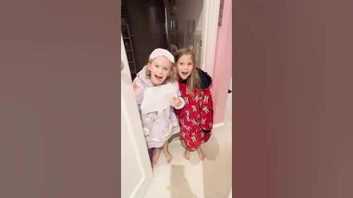 My youngest daughter‘s first ever sleepover #jonathanjoly #shorts #sleepover ￼