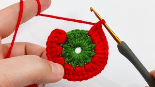 the easiest strawberry keychain 👌👌 great crochet