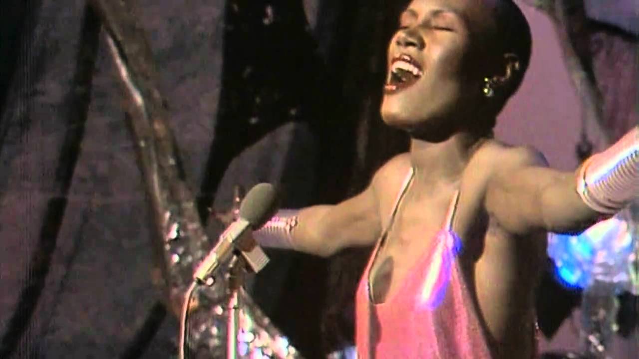 Grace Jones - La Vie En Rose (HD,16:9) 