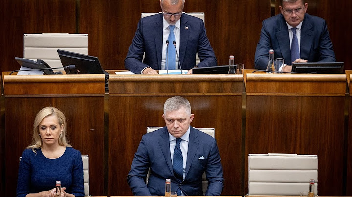 🎙️ Premiér Fico zatiaľ hrádzu proti progresvizmu nepostaví, novelu ústavy odsunuli | Aktuality