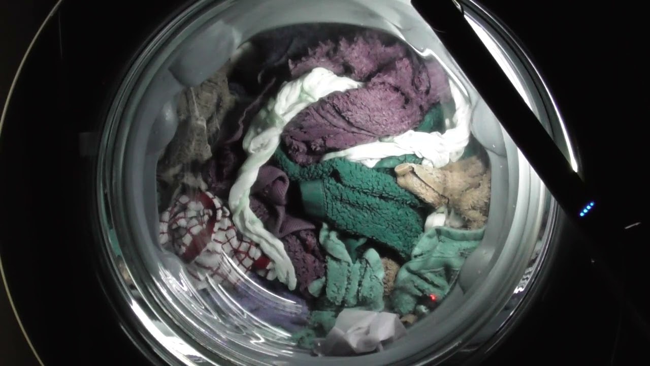 LG AiDD Steam Washer, Towels on Sweat Stains 60 with Intensive