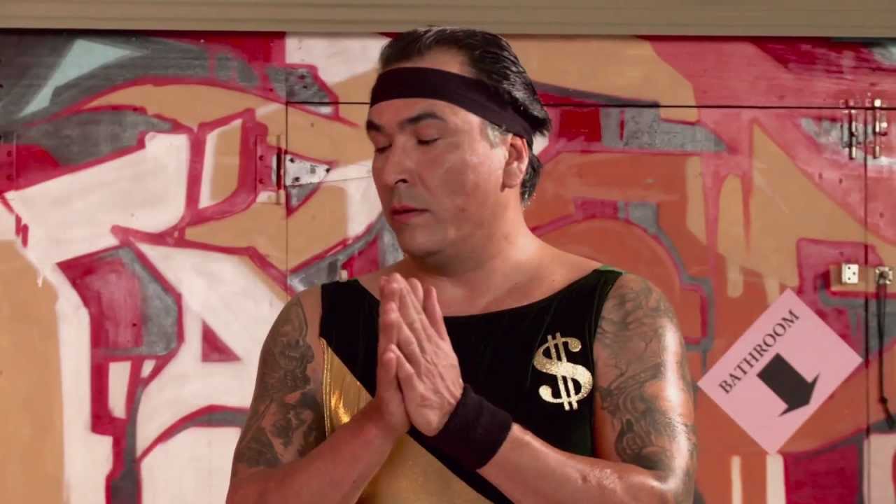 Live S03E04 Comedy Eric Schweig leads exercise class - YouTube