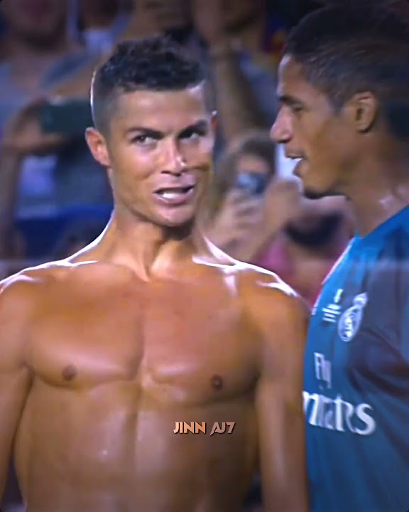 messi-vs-ronaldo-shirt-celebration-bar-vs-rma-football-realmadrid