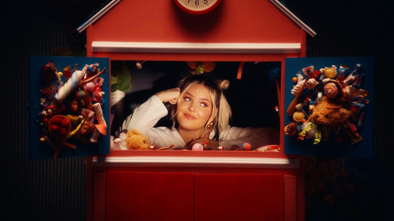 Anne-Marie – CUCKOO (Official Visualiser)