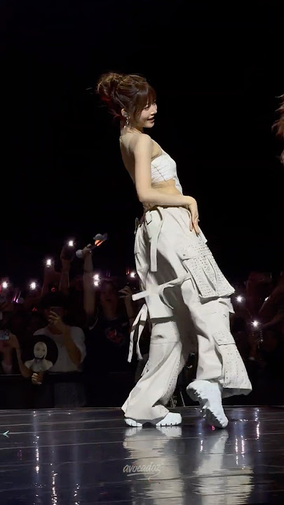 EUNCHAE Smart Fancam #lesserafim #shorts LE SSERAFIM SINGAPORE