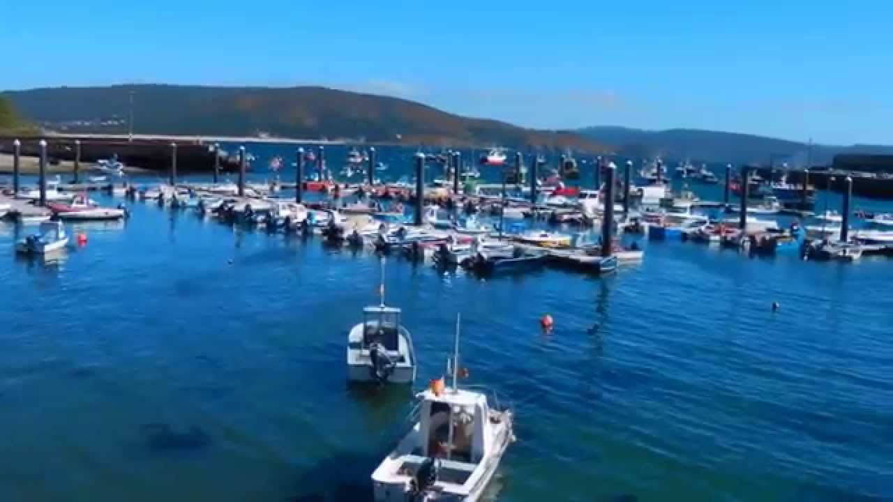 EN EL PUERTO DE FISTERRA (1) PESCADO Y MAR YouTube
