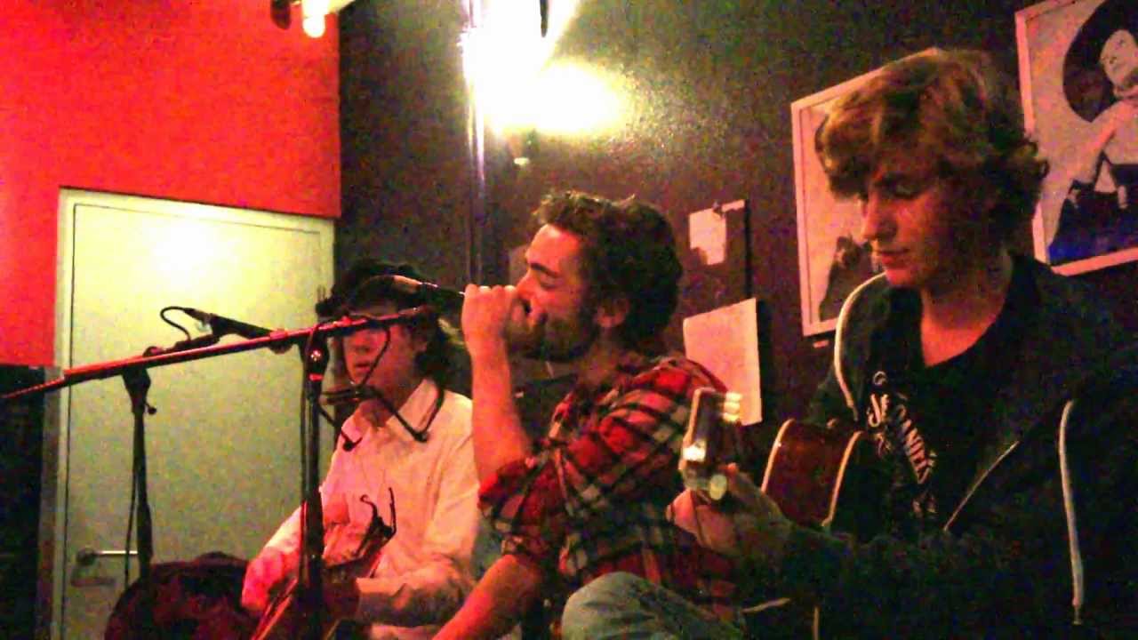 Matthieu plays Bob Dylan Twist of Faith