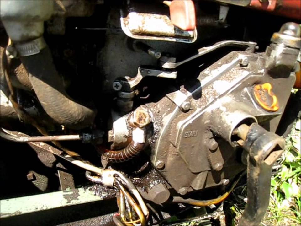 大きな耕運機イセキ（※エンジンかかりません）