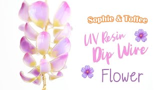 UV Resin Dip Wire Flower│Sophie & Toffee Subscription Box March 2020
Hi everyone! Watch in HD :)
In this video I show you what we received in the March Sophie & Toffee Premium Elves Box, as well as show you how to make a UV resin dip wire flower using the supplies included!
Sophie & Toffee website: http://sophieandtoffee.com/
Sign up for the subscription box! https://sophieandtoffee.com/subscript...
Get 10% off your purchase order at Sophie & Toffee! http://sophieandtoffee.refr.cc/3JW9624 (Valid until 22 April 2020, check the link in a newer video if it has expired!)
About the Sophie & Toffee Club Elves Box:
The Elves Box is a special craft box curated by the Elves of Sophie & Toffee, for everything precious and worthy - all at a super good deal! Besides being the first to receive Sophie & Toffee newest exclusive items, you get other high quality supplies from Japan and limited edition gorgeous stationery.
(Retrieved from S&T website)
Thanks for watching!
Links:
My Store – http://creativerachy.storenvy.com/
Instagram – @rachyh96
Crafty Amino – @rachyh96
Facebook – https://www.facebook.com/creativerachy
Tumblr - https://creativerachy.tumblr.com/
FAQs (Frequently Asked Questions):
What camera do you use to film?
I use a Canon 70D with and 18-135mm lens.
What program do you edit your videos with?
2012-2017: Windows Movie Maker
2017-current: iMovie
What brand of polymer clay do you use/what is your favourite?
I mainly use Sculpey, Fimo and Premo, just because that is what is available to me. I don’t really have a particular favourite; they all have different things I like about each one.
What do you use to glaze your charms?
I currently use UV resin. You can check out my video on how I glaze my charms here- https://youtu.be/xgCEU_qo4XA
I’ve also used Sculpey Gloss Glaze, Triple Thick, and polyurethane in the past, but UV resin Is definitely my favourite.
How long have you been doing clay?
I started polymer clay in 2012. It is just my hobby that I do in my spare time as I also have a full-time job :)
Do you sell your charms?
Yes, the link to my shop is in every video description. I usually post a shop update video to announce when I am having a large restock and charms will be available. Otherwise, I recommend following me on Instagram (@rachyh96) to keep up with any other news!
What cupcake base mold do you use?
I use the 14mm mold from MiniatureSweet which you can find here: https://goo.gl/fcNWjW
I also have a no mold cupcake base tutorial which you can watch here: https://youtu.be/JBygrFuQXyY
I just started polymer clay; do you have any tips or advice?
Don’t compare yourself to others, practise and always experiment with methods and techniques yourself to learn! You can also watch my tips and tricks video for beginners here: https://youtu.be/wZStexRD7HI
And my second edition here: https://youtu.be/r9Ybfa-AguI UV Resin Dip Wire Flower│Sophie & Toffee Subscription Box March 2020