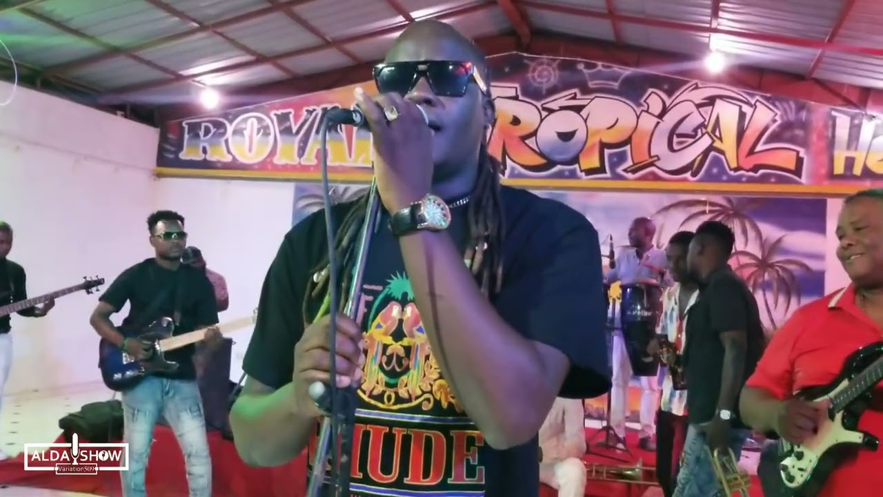 EKILIB LAVI A(LIVE) YON NOUVO CHANTÈ NAN Z-BEL JAZZ LA |ATIS LAN AP CHANTE TRÈS BIEN DEVAN JAZZ LA 