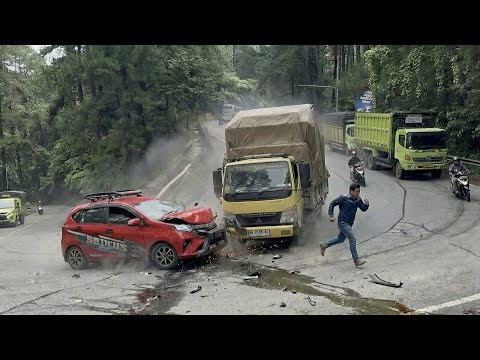 Kejadian Didepan Mata‼️ Detik Detik Mengerikan, Nyawa PKJR Terancam Truk Menerobos Melaju Kencang