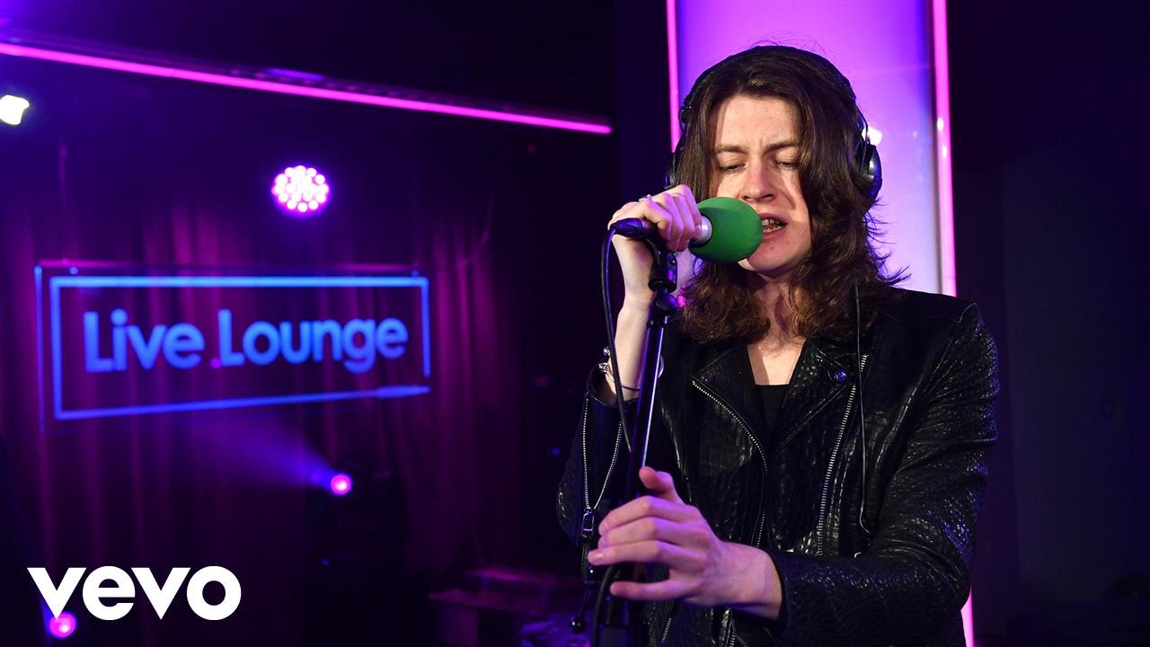 Blossoms – Charlemagne in the Live Lounge