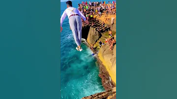 ملك القفز في البحر من المرتفعات مهبول معلبالوش بالحياةTIK TOK DZ 