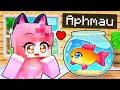 Playing as a HELPFUL GOLDFISH In Minecraft!