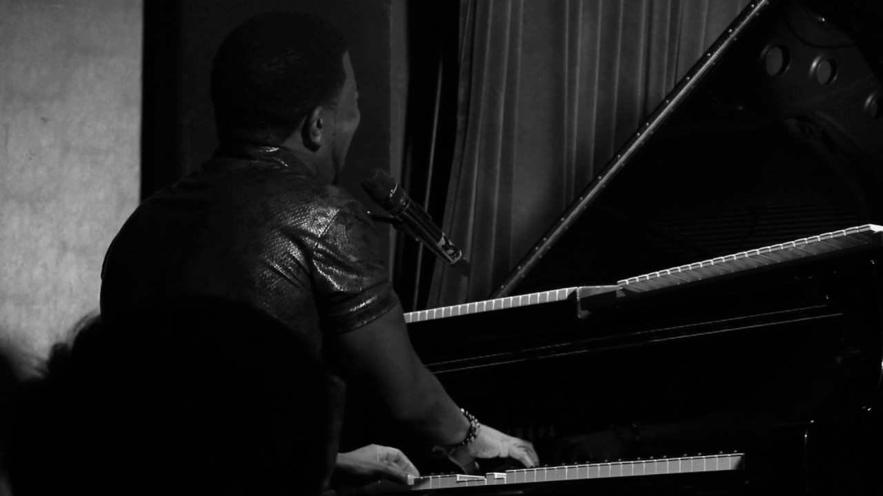 Chris Rob- A Song For You -Live At The Blue Note - YouTube