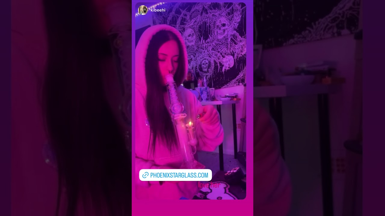 Phoenix Star Glycerin Bong in Action 