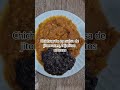 Chicharrón en salsa de jitomates y unos ricos frijoles