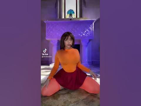 Hot Velma Cosplay Katiana Kay Scooby Doo - YouTube