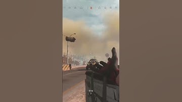 WHY YOU ALWAYS CARRY C4 #shorts #warzone #verdansk