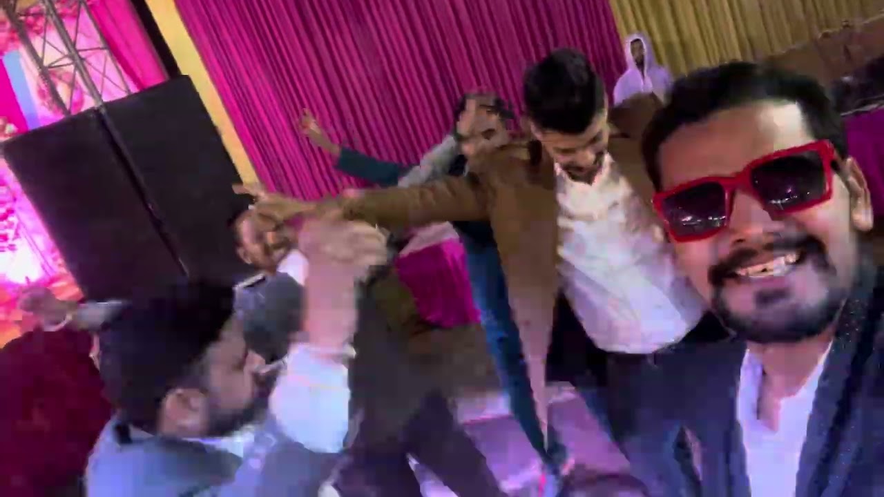 Party With Bros😍😜👌👏🏻