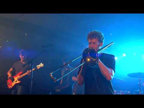 Doe Maar Tribute Winnetoe - Live studio sessie