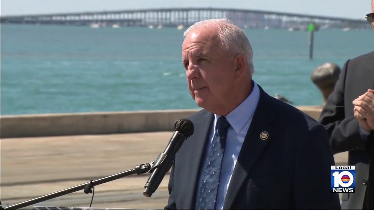 Florida lawmakers urge Trump administration to review businesses sending items to Cuba