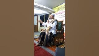 KH.MUHAMMAD LUTFI ZAWAWI _jika ingin kampung kita dihormati ada 4 syaratnya.