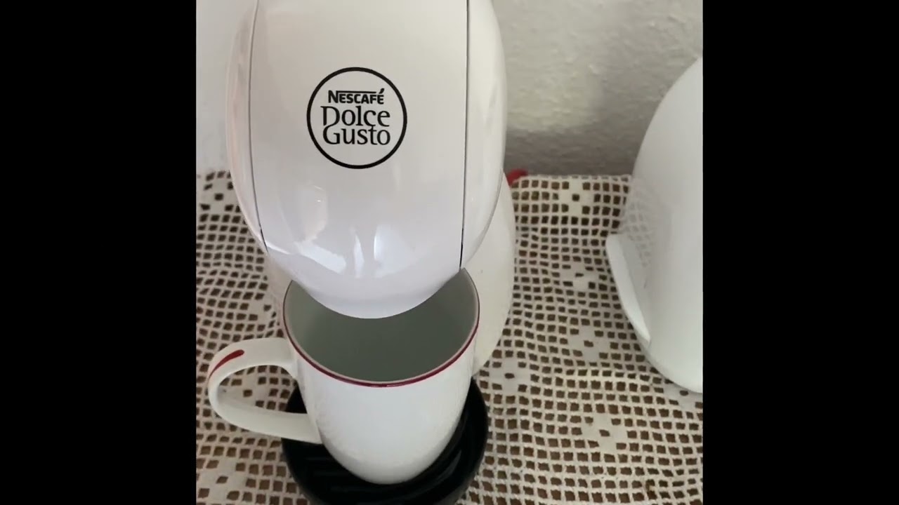 Como usar la cafetera Dolce Gusto - YouTube