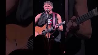 Niall talking to the crowd in Rogers, Arkansas! 🤍 #niallhoran