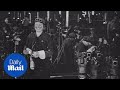 Fascinating archive footage shows ww1 female factory workers  daily mail
