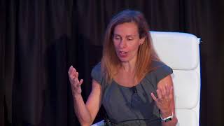 Qantas: Flying High (Susan Doniz)