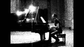 Davide Gullotto rehearsal at piano