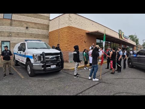 Little Village Mexican Independence Parade Hood Vlog