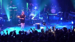 Ellie Goulding - I Need Your Love @ Le Bataclan, Paris.