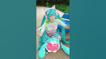 【SeeU】Hatsune Miku Cosplay