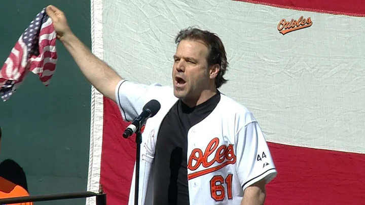 BOS@BAL: Tenor Richard Troxell sings national anthem