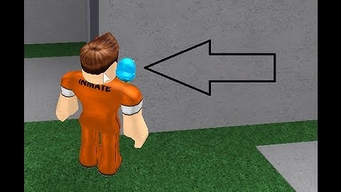 HOW TO GLITCH THROUGH WALLS IN PRISON LIFE!