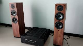 Spendor A5 speaker Made in UK  good sound