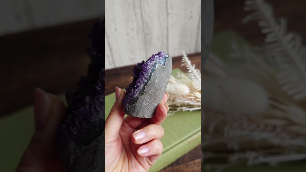 AT269】アメジスト / 幸せが逃げて行かないように守ってくれる可愛い