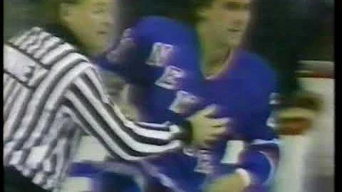 Dave Brown vs George McPhee NHL Apr 9/87