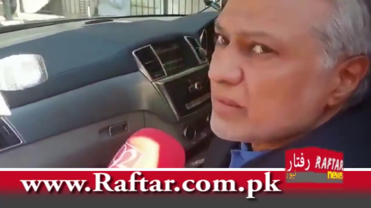 Ishaq Dar So Much angry on Pakistani media in London