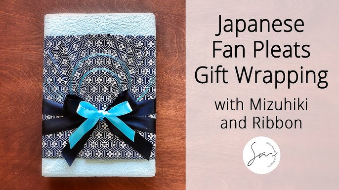 Easy Gift Wrapping Ideas with Paper Flowers, Paper Fan