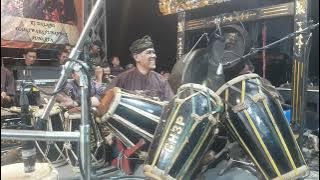 DUET KENDANG WAYANG GOLEK BABEH BERLIN