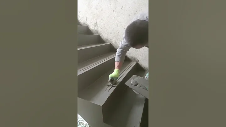 Stair anti-slip strip plastering#shorts - DayDayNews